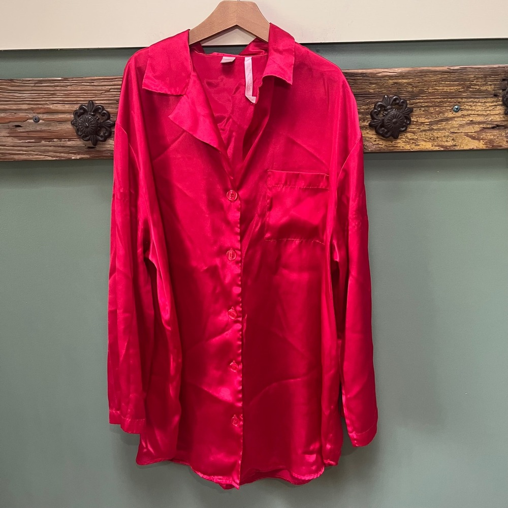 Victoria's Secret Red Satin Button Down Sleep Shirt Long Sleeve Pajama Top M